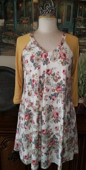 Floral Yellow dress - Picture 1 of 1